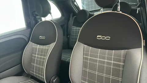 FIAT 500 1.0 Mild Hybrid Lounge
