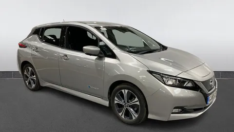 NISSAN LEAF 110kW Tekna 40kWh Auto