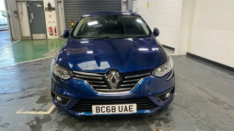 RENAULT MEGANE 1.3 TCE Iconic