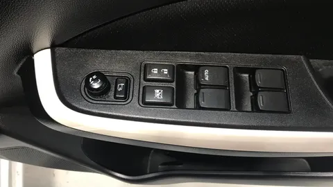 SUZUKI SWIFT 1.0 Boosterjet SHVS SZ5