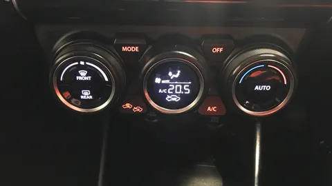 SUZUKI SWIFT 1.0 Boosterjet SHVS SZ5