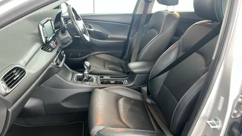 Hyundai I30 1.6 CRDi Premium SE