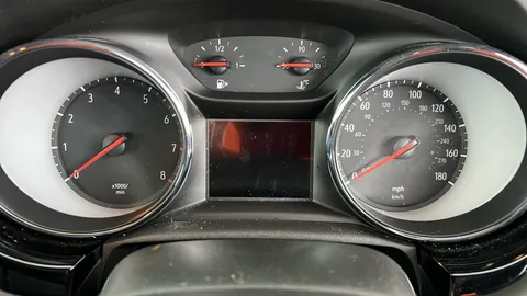 VAUXHALL ASTRA 1.4T 16V 150 SRi Vx-line