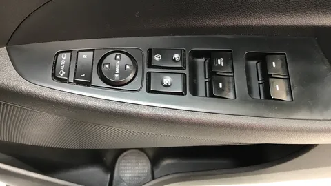 Hyundai Tucson 2.0 CRDi Blue Drive SE Nav 2WD