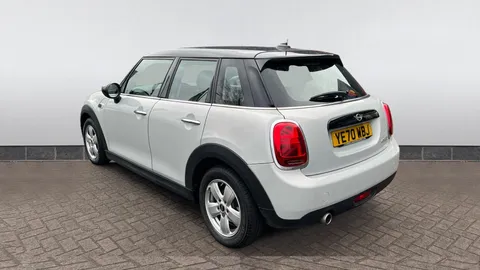 MINI HATCHBACK 1.5 Cooper Classic II