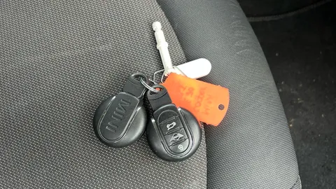 MINI HATCHBACK 1.5 Cooper Classic II