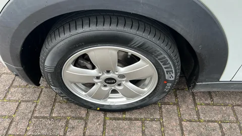 MINI HATCHBACK 1.5 Cooper Classic II