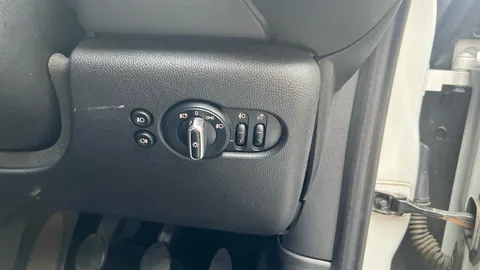 MINI HATCHBACK 1.5 Cooper Classic II