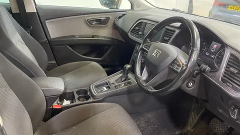 SEAT LEON 1.6 TDI SE Dynamic Technology DSG