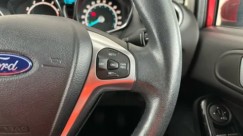 FORD FIESTA 1.0 EcoBoost 125 Titanium X