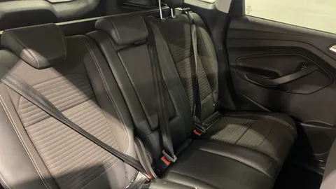 FORD KUGA 1.5 EcoBoost Titanium 2WD