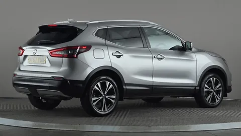 NISSAN QASHQAI 1.5 dCi N-Connecta [Glass Roof Pack]