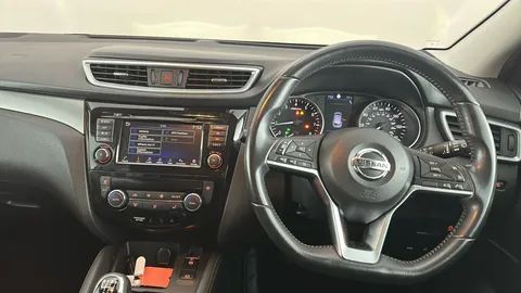 NISSAN QASHQAI 1.3 DiG-T 160 N-Motion