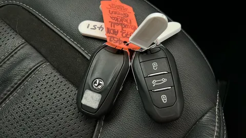 VAUXHALL MOKKA 100kW Ultimate 50kWh Auto