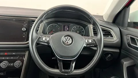 VOLKSWAGEN T-ROC 1.0 TSI Design