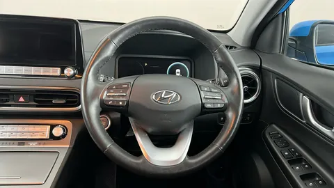 HYUNDAI KONA 150kW Premium 64kWh Auto