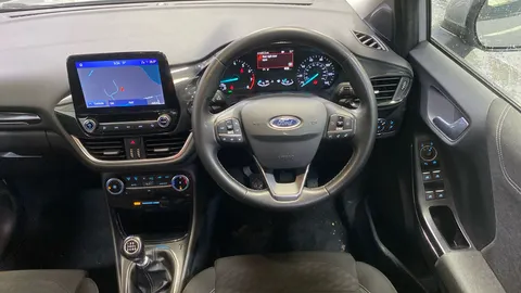 Ford Puma 1.0 EcoBoost Hybrid mHEV Titanium