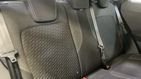 Ford Puma 1.0 EcoBoost Hybrid mHEV Titanium