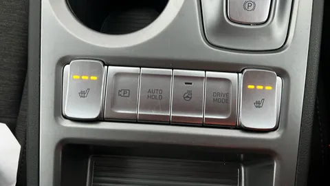 HYUNDAI KONA 150kW Premium 64kWh Auto