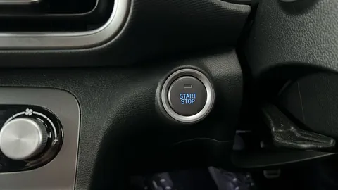 HYUNDAI KONA 150kW Premium 64kWh Auto