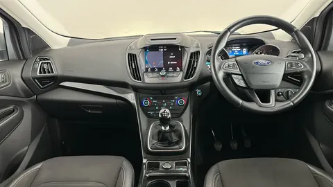 FORD KUGA 1.5 TDCi Titanium Edition 2WD