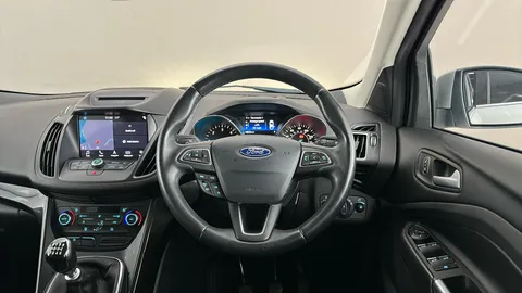 FORD KUGA 1.5 TDCi Titanium Edition 2WD