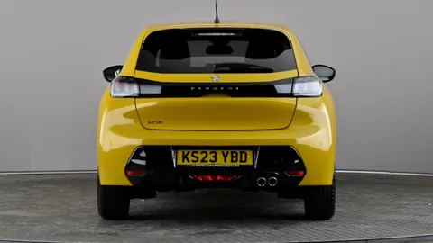 PEUGEOT 208 1.2 PureTech 130 Allure Premium + EAT8