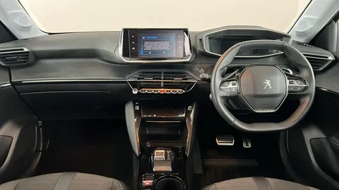 PEUGEOT 208 1.2 PureTech 130 Allure Premium + EAT8