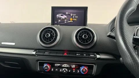 AUDI A3 1.0 TFSI Black Edition