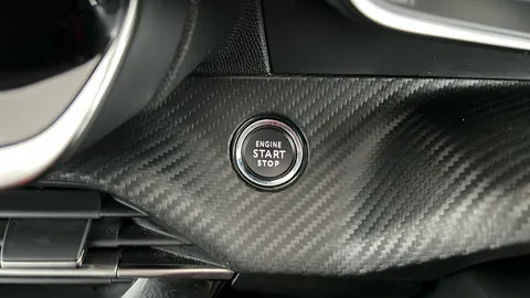 PEUGEOT 208 1.2 PureTech 130 Allure Premium + EAT8