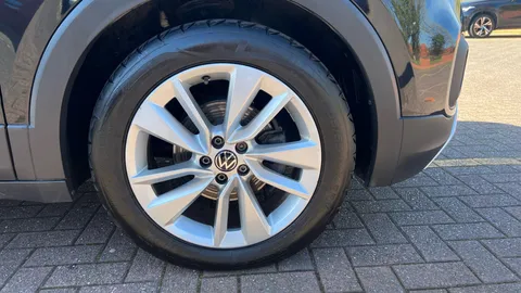 Volkswagen T-Cross 1.0 TSI 110 SE