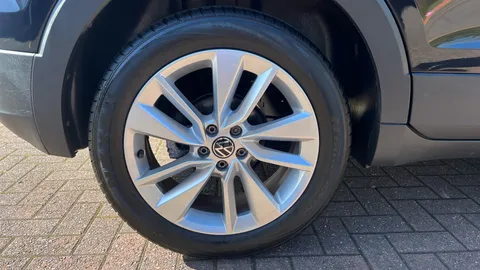 Volkswagen T-Cross 1.0 TSI 110 SE