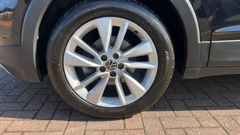 Volkswagen T-Cross 1.0 TSI 110 SE