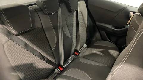 Ford Puma 1.0 EcoBoost Hybrid mHEV 155 Titanium