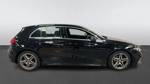 MERCEDES-BENZ A CLASS A180d AMG Line Auto
