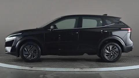 NISSAN QASHQAI 1.3 DiG-T MH Acenta Premium