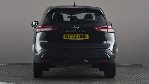 NISSAN QASHQAI 1.3 DiG-T MH Acenta Premium