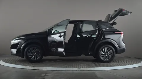 NISSAN QASHQAI 1.3 DiG-T MH Acenta Premium