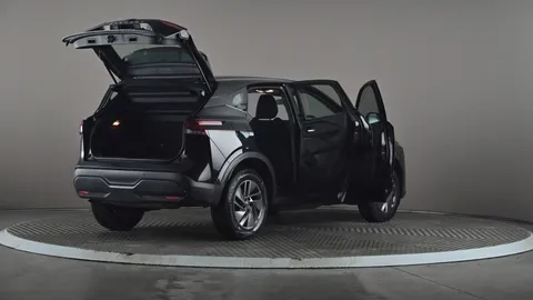 NISSAN QASHQAI 1.3 DiG-T MH Acenta Premium