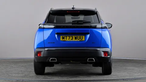 PEUGEOT 2008 1.2 PureTech 130 GT EAT8