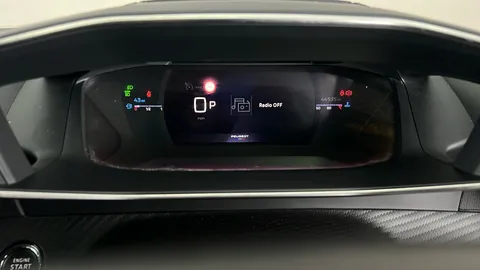 PEUGEOT 2008 1.2 PureTech 130 GT EAT8