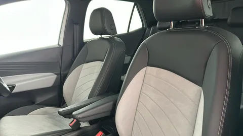 VOLKSWAGEN ID.3 150kW Family Pro Performance 58kWh Auto