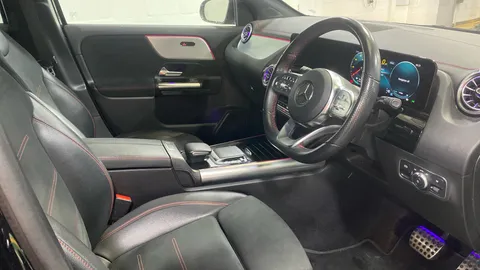 MERCEDES-BENZ EQA EQA 250 140kW AMG Line 66.5kWh Auto