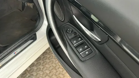 BMW 3 SERIES 320d M Sport Shadow Edition Step Auto