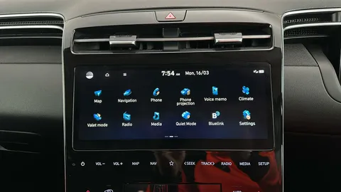 HYUNDAI TUCSON 1.6 TGDi SE Connect 2WD