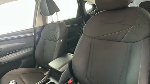 HYUNDAI TUCSON 1.6 TGDi SE Connect 2WD