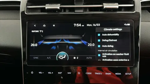 HYUNDAI TUCSON 1.6 TGDi SE Connect 2WD