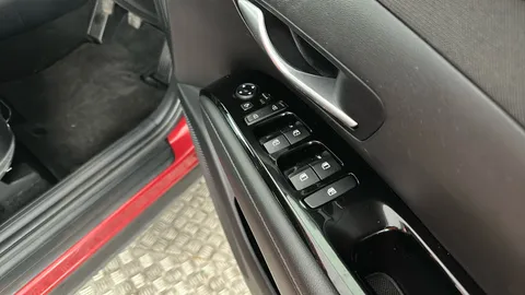 HYUNDAI TUCSON 1.6 TGDi SE Connect 2WD