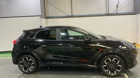 Ford Puma 1.0 EcoBoost Hybrid mHEV ST-Line X