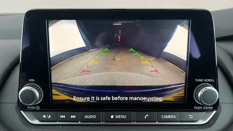 NISSAN QASHQAI 1.3 DiG-T MH 158 Acenta Premium Xtronic